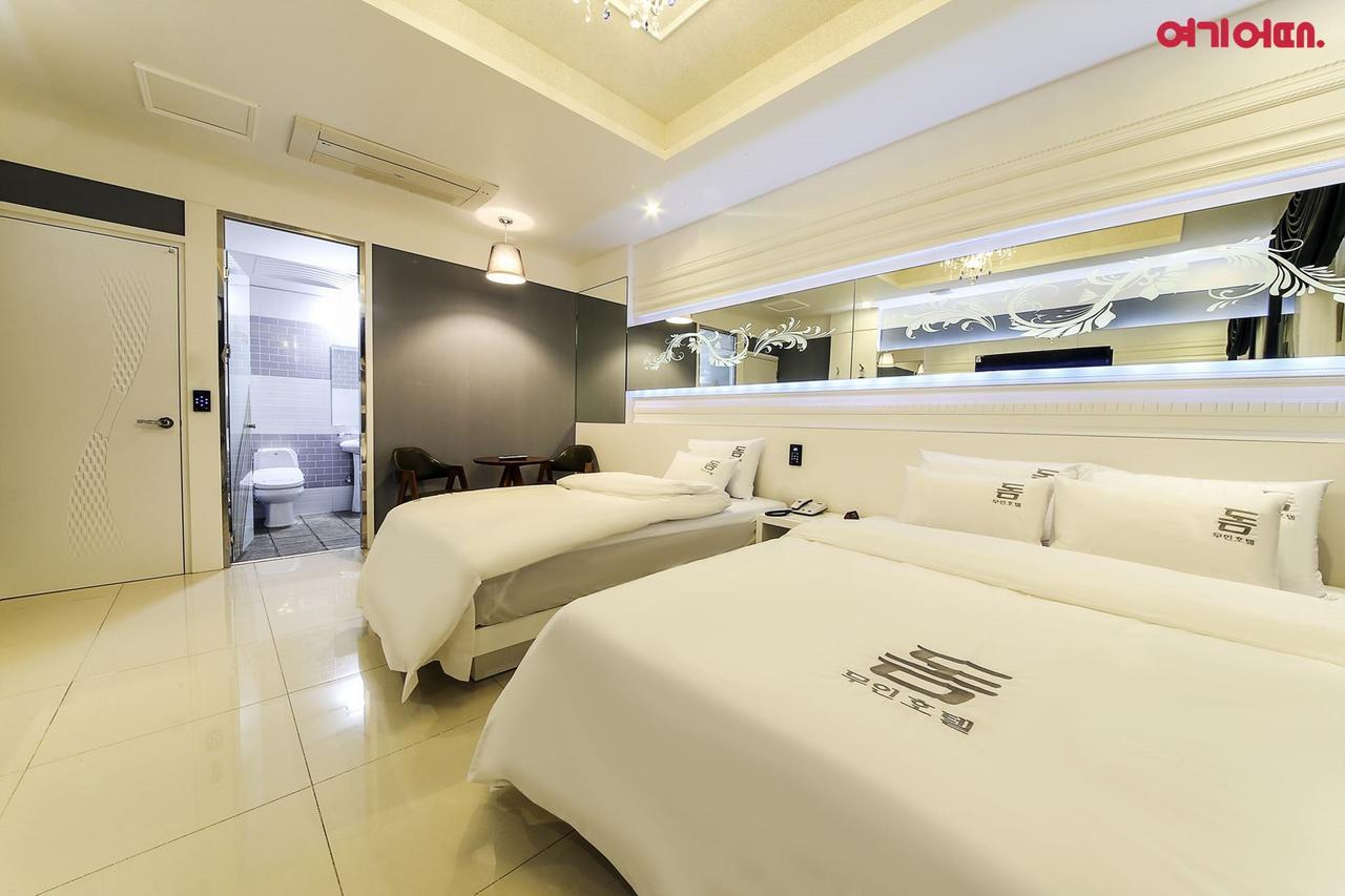 Dome Hotel Gwangju Metropolitan City ภายนอก รูปภาพ