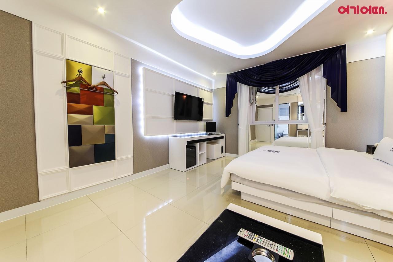 Dome Hotel Gwangju Metropolitan City ภายนอก รูปภาพ